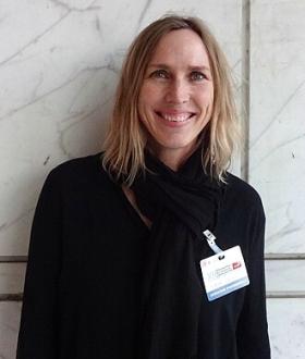 ميريام تيفز